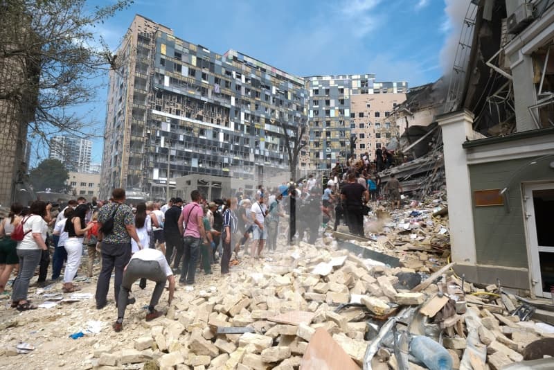 Frontnews image description