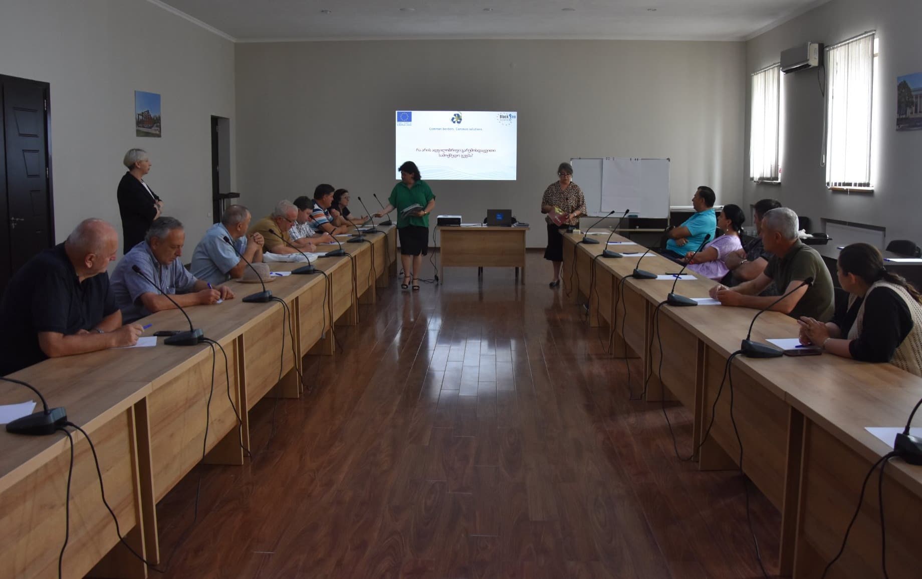 Frontnews image description