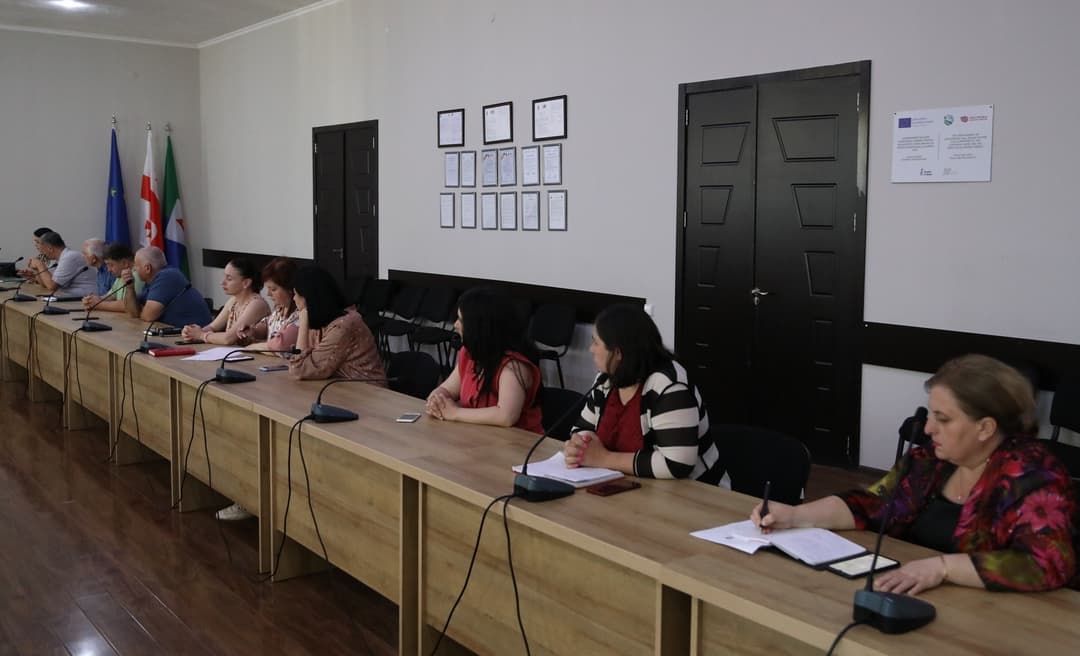 წყალტუბოს მუნიციპალიტის მერმა და საკრებულოს თავმჯდომარემ ერთობლივი თათბირი გამართეს