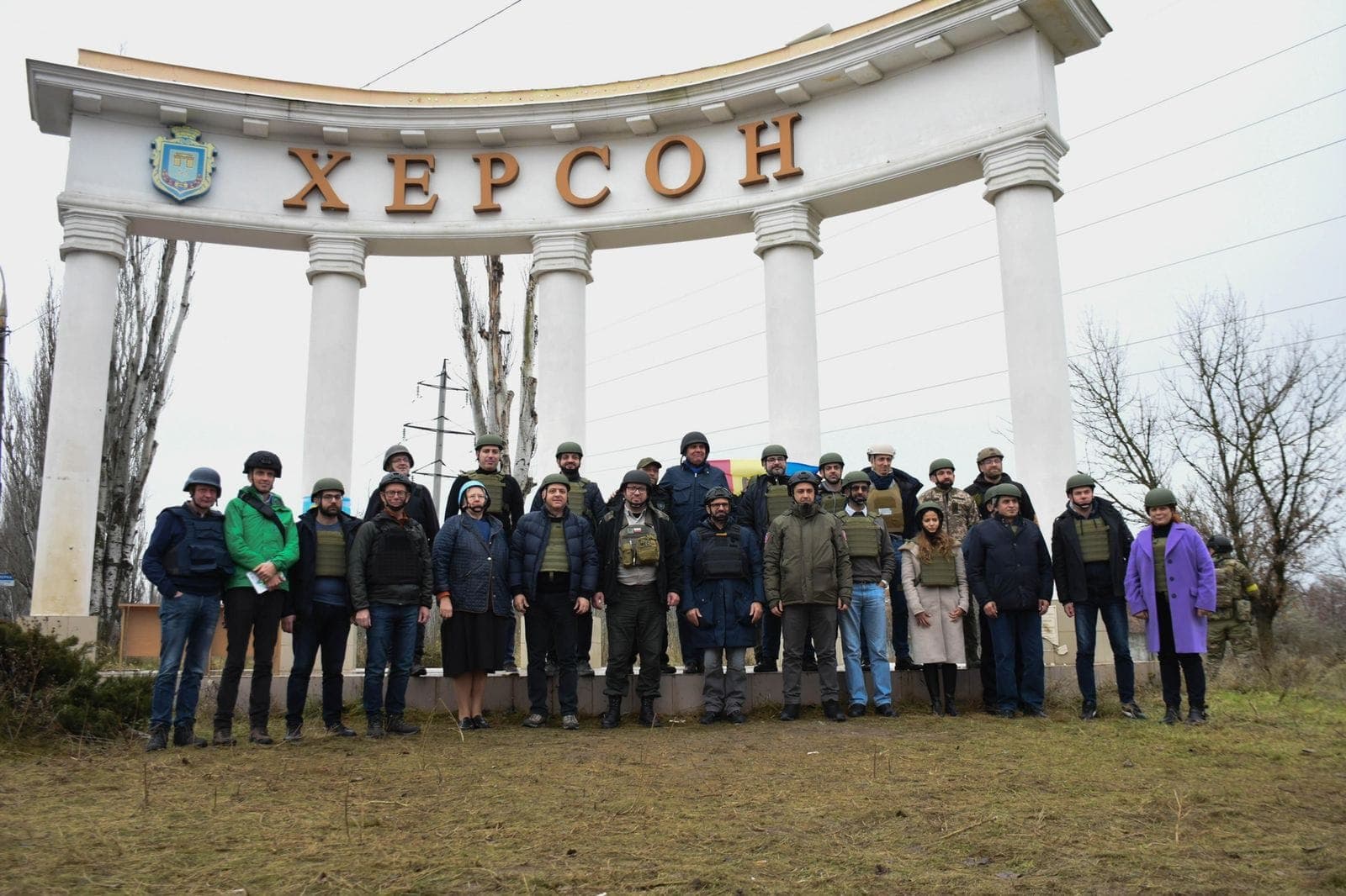 Frontnews image description