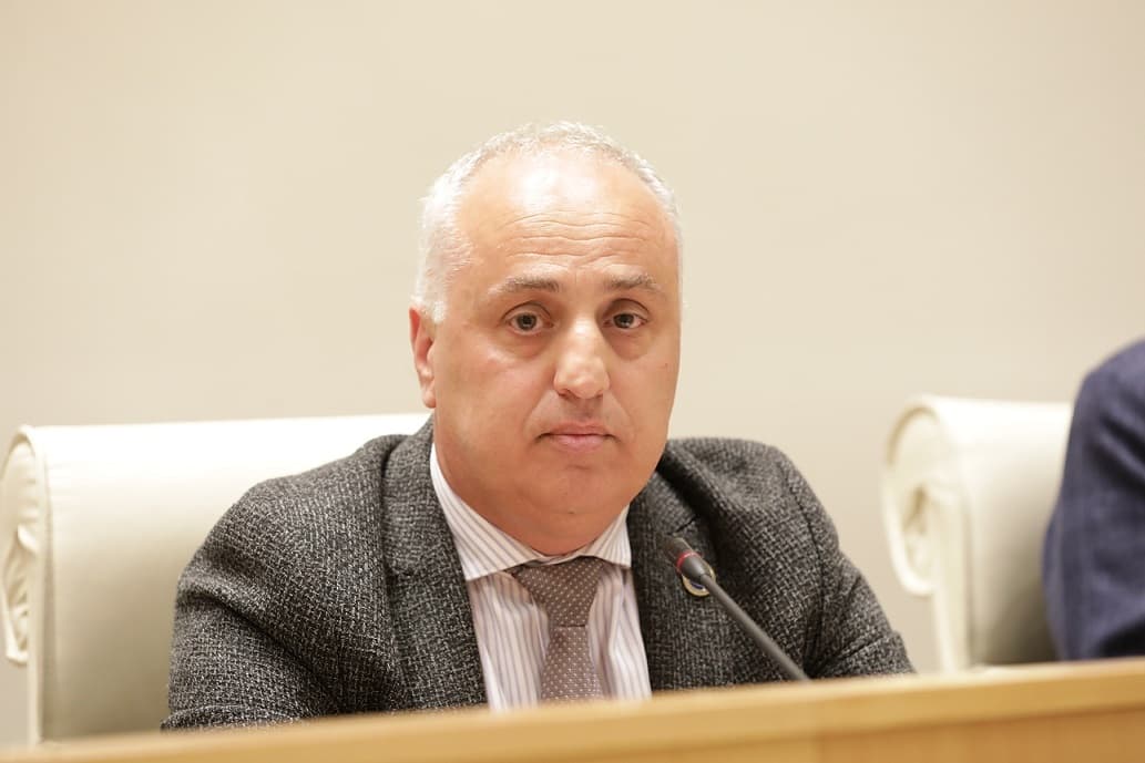 დიმიტრი ხუნდაძე – იმედს ვიტოვებ, რომ ლგბტ თემას შანტაჟის კიდევ ერთ იარაღად არ გამოიყენებთ და თუ მაინც შეეცდებით, პასუხი იქნება შესაბამისი