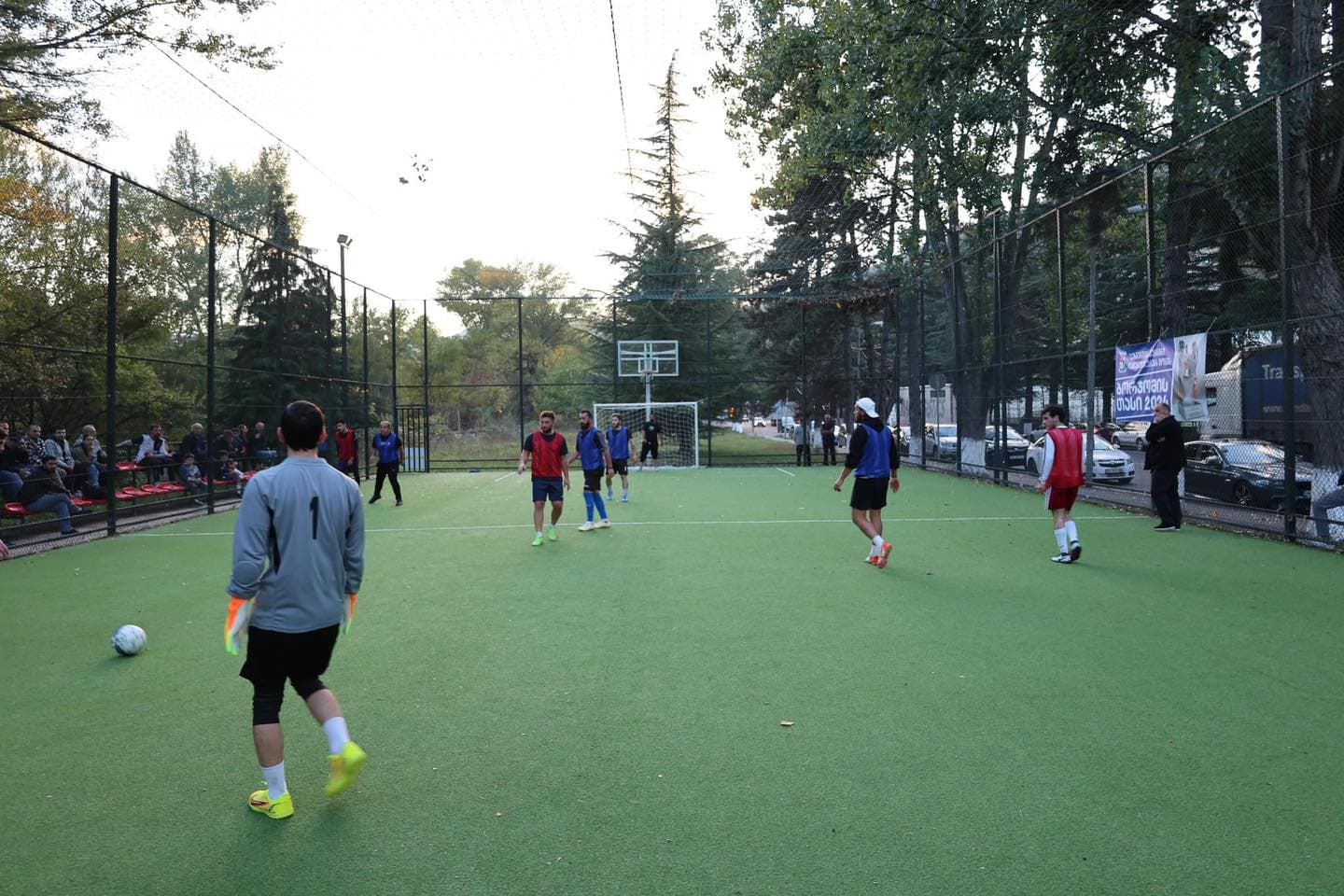 Frontnews image description