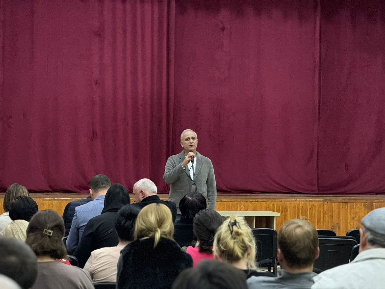 Frontnews image description