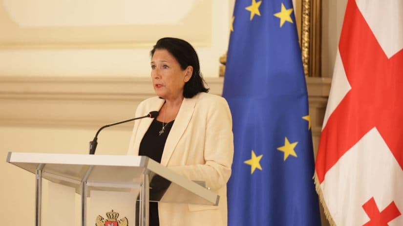 სალომე ზურაბიშვილი – ამ ღამეს რუსული რეჟიმი თბილისში სამსახურს დაუბრუნდა