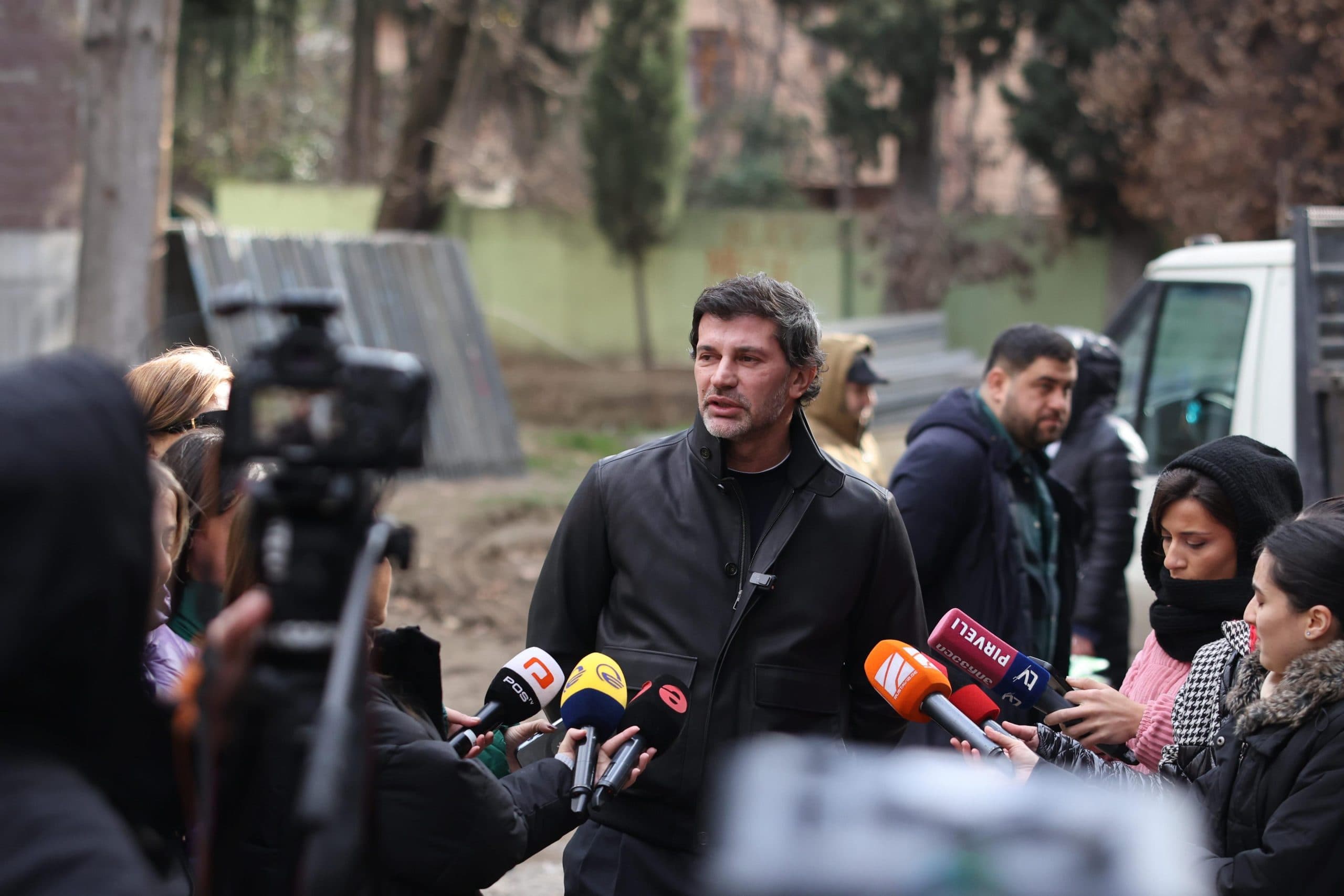 Frontnews image description