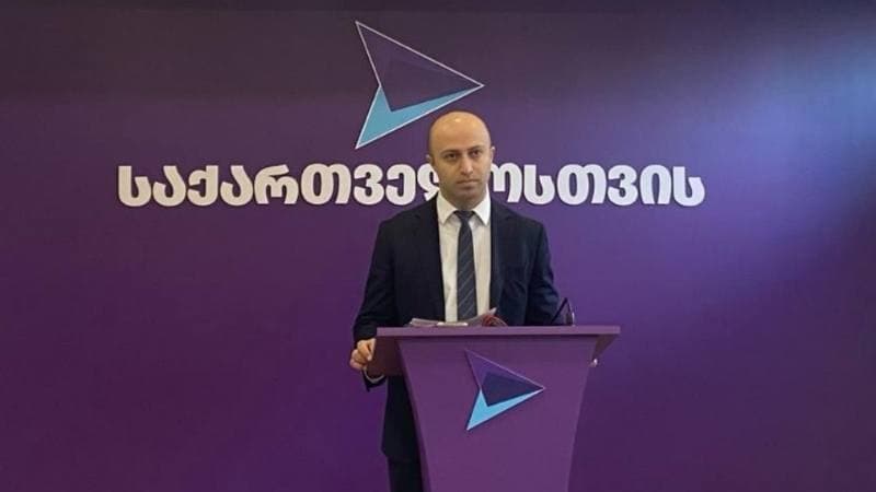 ბერდია სიჭინავა – დადასტურდა, რომ “შერატონ ბათუმიდან” სახელდახელოდ ამოგლეჯილია სერვერული ინფრასტრუქტურა