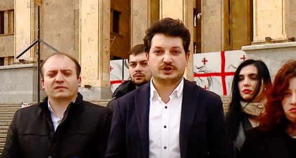 ლაშა ტყეშელაძე – სინდისის პატიმრების გათავისუფლება მხოლოდ ქართველ ხალს შეუძლია და ეს თავისუფლების ხაზი გადის რუსთაველზე