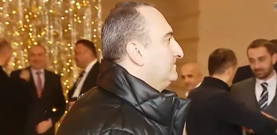 Judges arrive at corporate party in Tbilisi amid protests