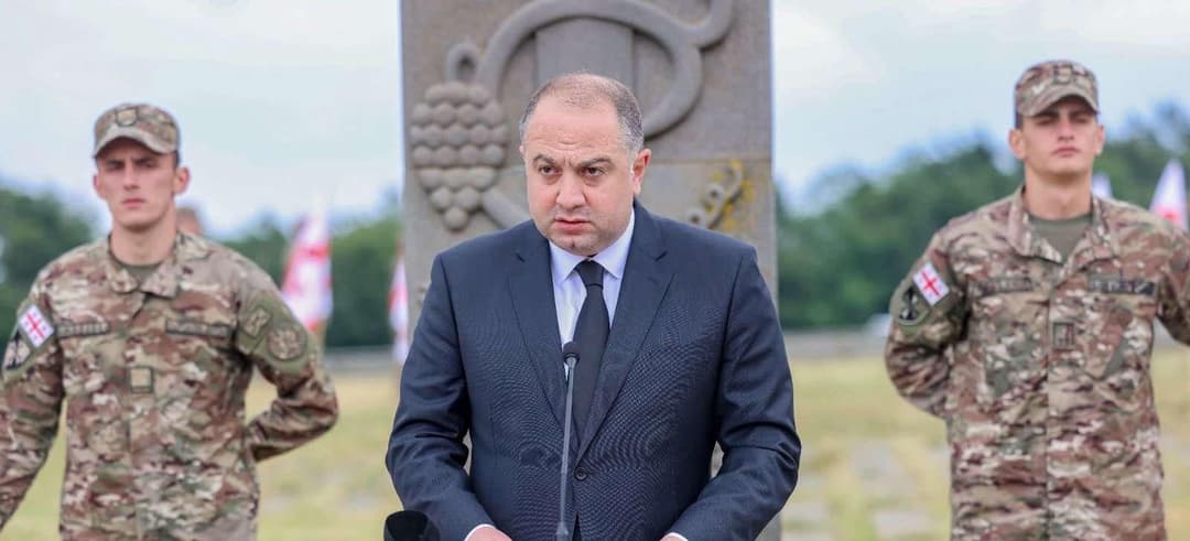 ირაკლი ჩიქოვანი – ქედს ვიხრი 9 აპრილს მშვიდობიანი საპროტესტო აქციის დროს დაღუპული ჩვენი გმირების ხსოვნის წინაშე