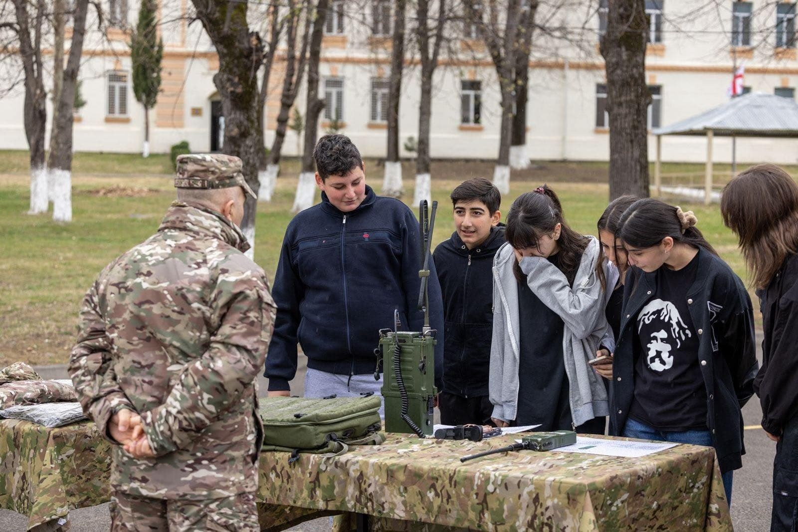 Frontnews image description