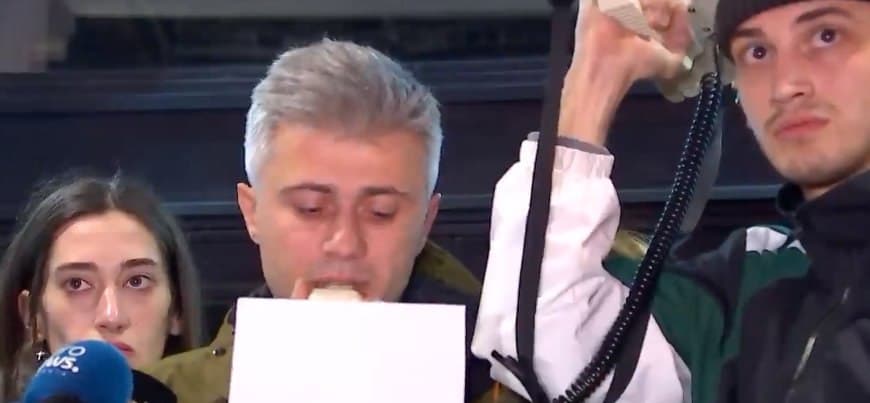 Frontnews image description