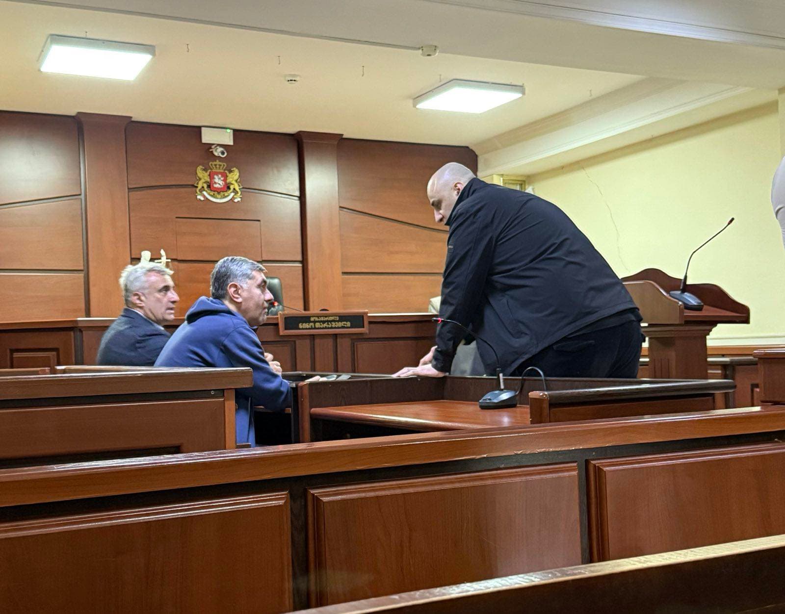 Frontnews image description