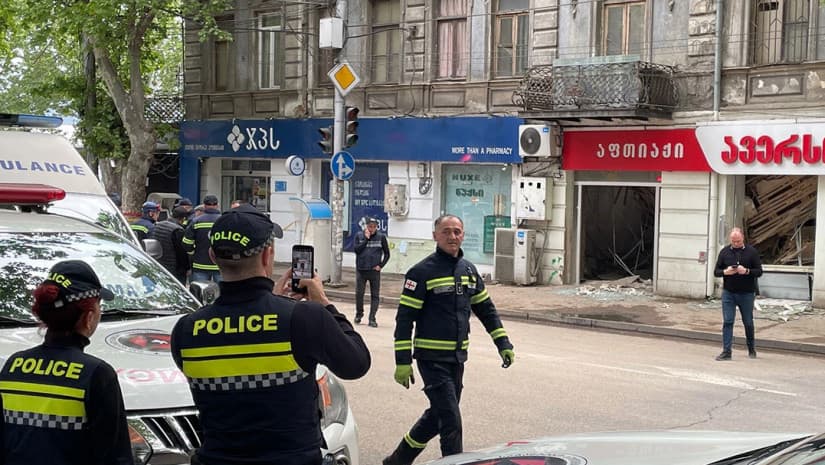 Frontnews image description