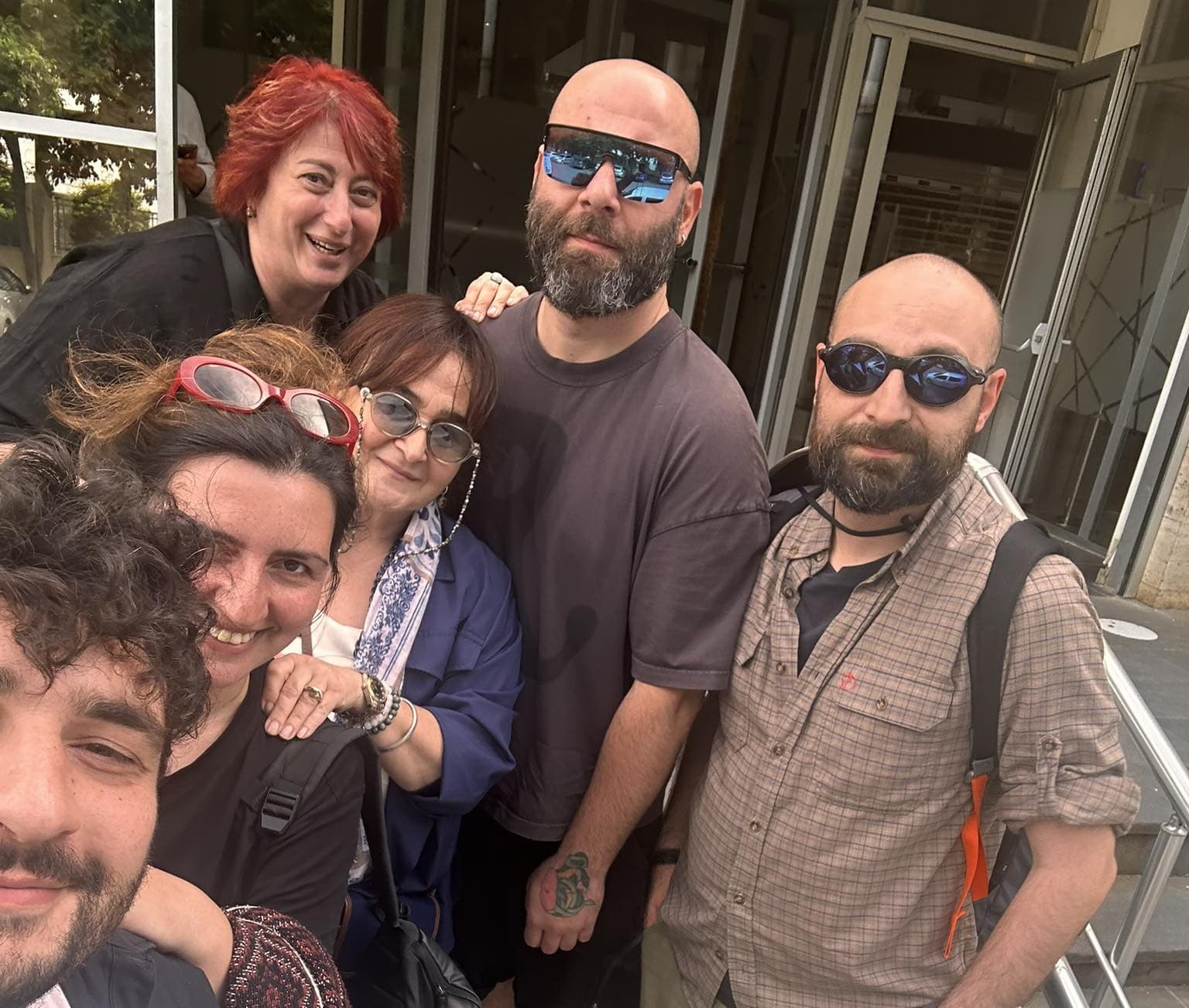 Frontnews image description