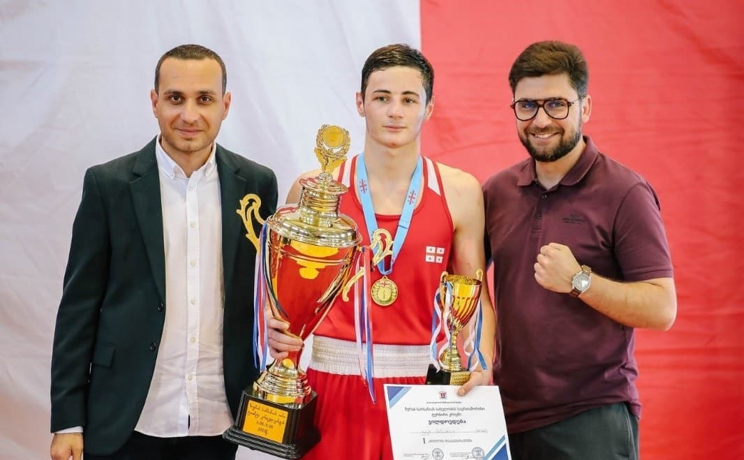 ფოთში, საერთაშორისო ტურნირი კრივში ფოთელი სპორტსმენებისთვის წარმატებით დასრულდა