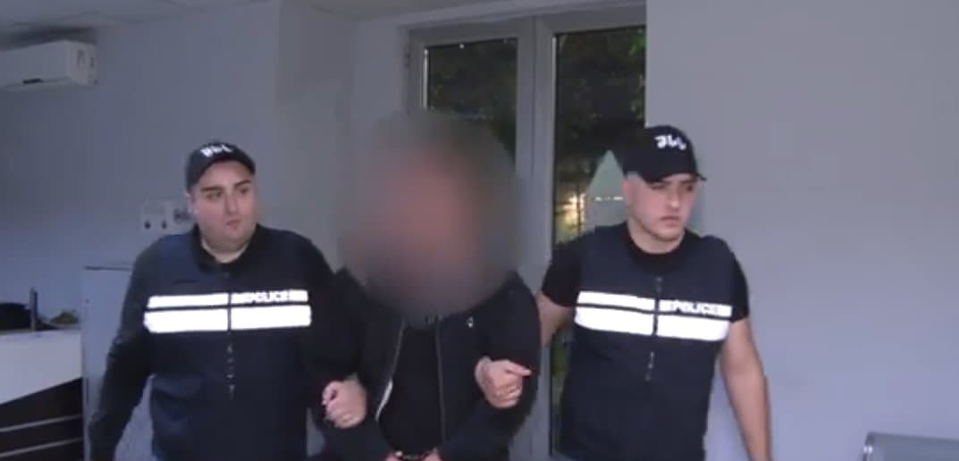 Frontnews image description