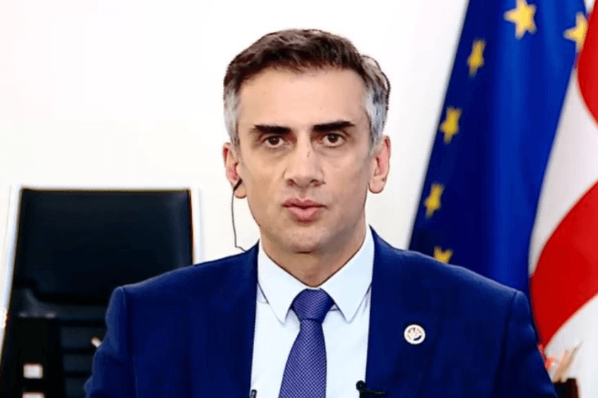 გიორგი კახიანი - ისედაც ერთნი არ არიან? როდესაც სჭირდებათ ერთად არიან, როდესაც ამის საჭიროება არ არის, ვითომ ცალ-ცალკე ჯგუფებად წარმოჩნდებიან