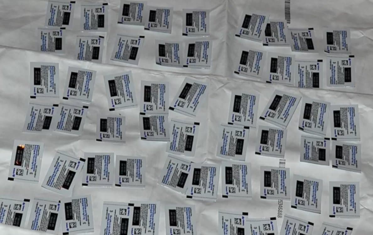 The suspect - born in 1982 - was arrested following a personal search, during which law enforcement officers seized 75 stickers containing the narcotic substance buprenorphine as evidence