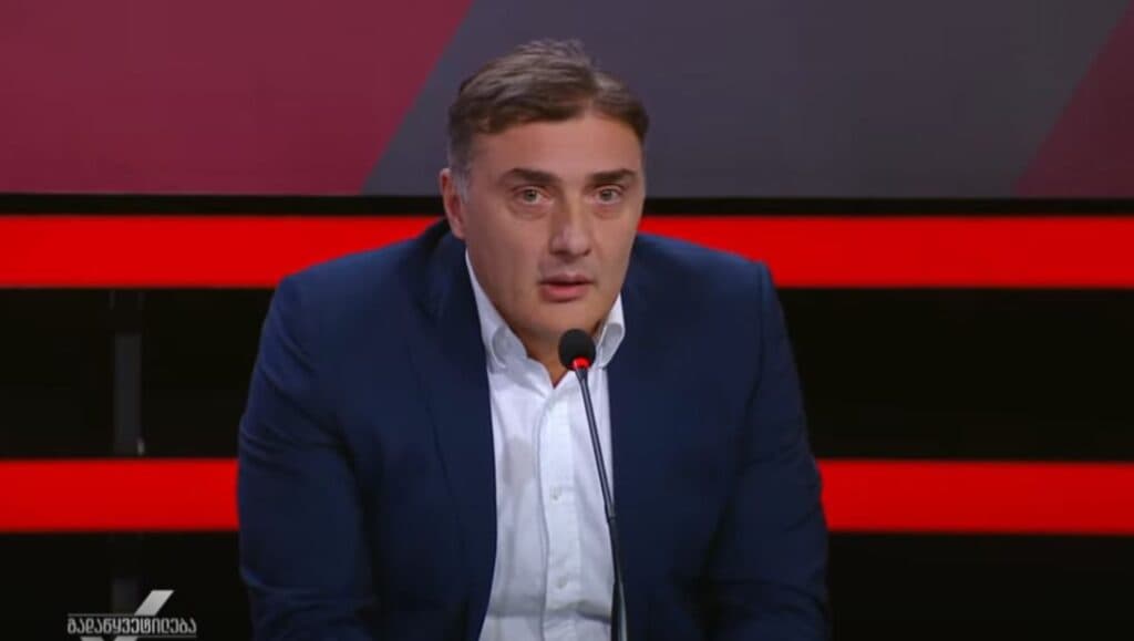 "როდესაც დიდი ქსელია და თვეში ბრუნვა აქვს 100 000 000 და მომწოდებელთან გადასახდელია 80 000 000, 1 დღით რომ გადასწია გადახდა 2,5 მილიონი გამოუთავისუფლდა, 10 დღით - 25 000 000, ამ თანხით ხდება შემდეგ გაფართოება, რამაც დაამძიმა სექტორი"