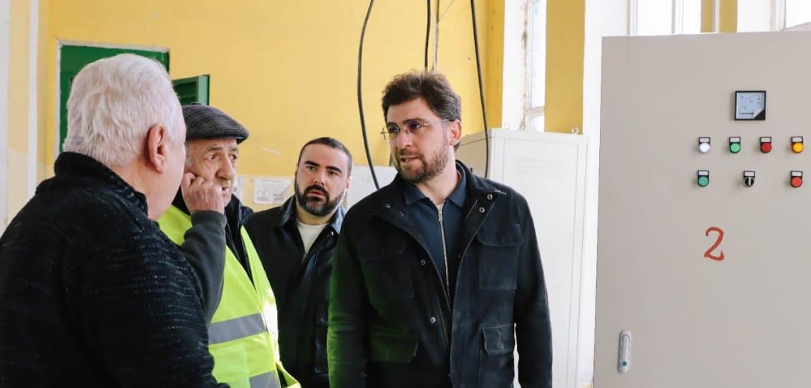 Frontnews image description