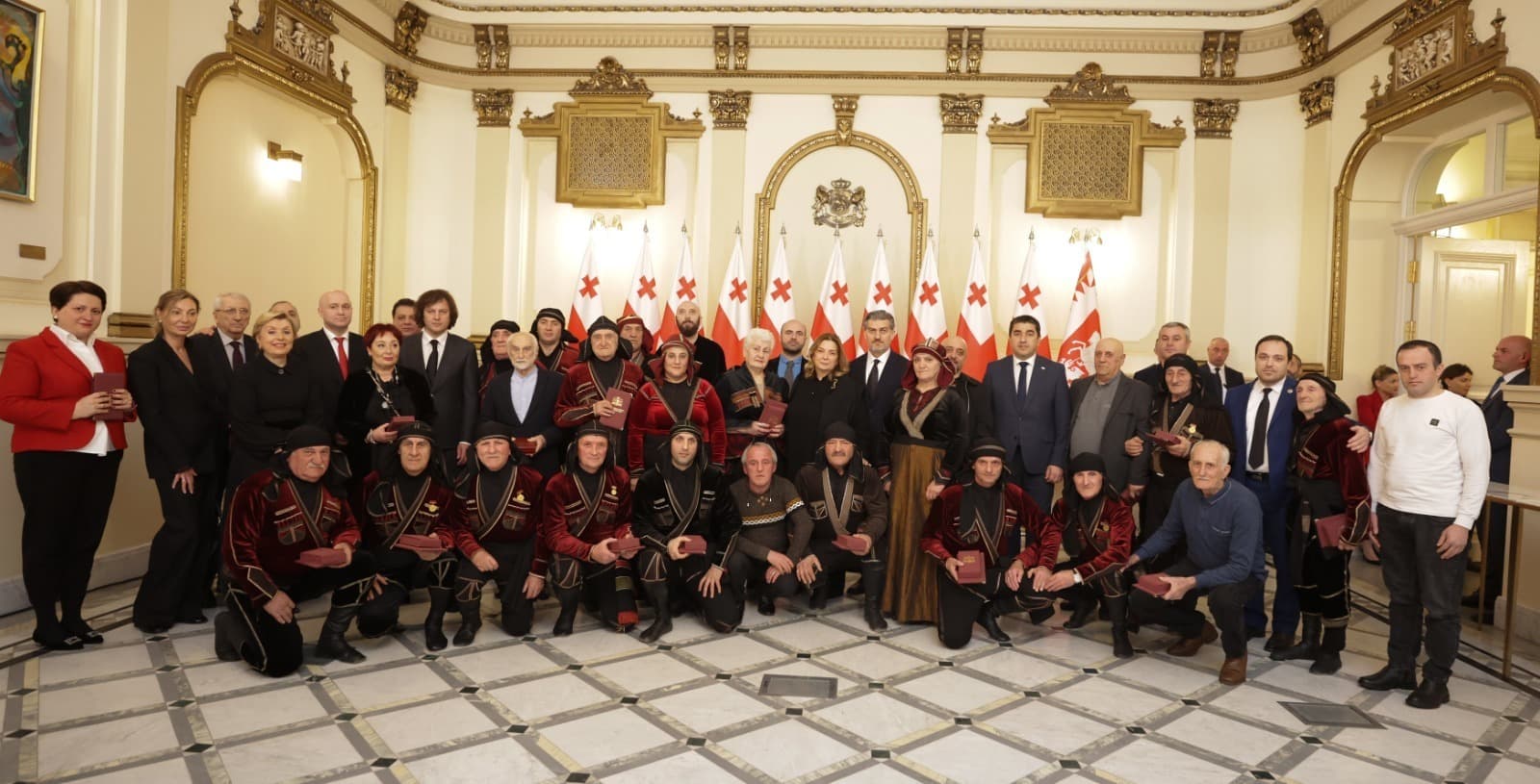 Frontnews image description