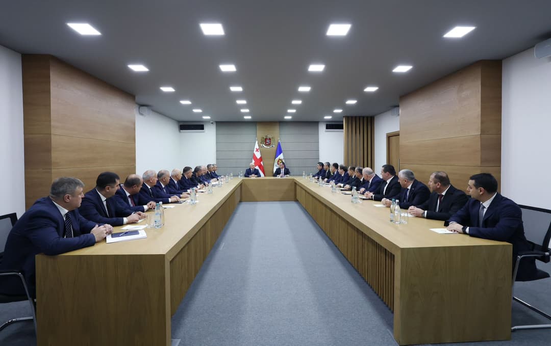 Georgia’s newly appointed interior minister reviews security police operations, staff welfare