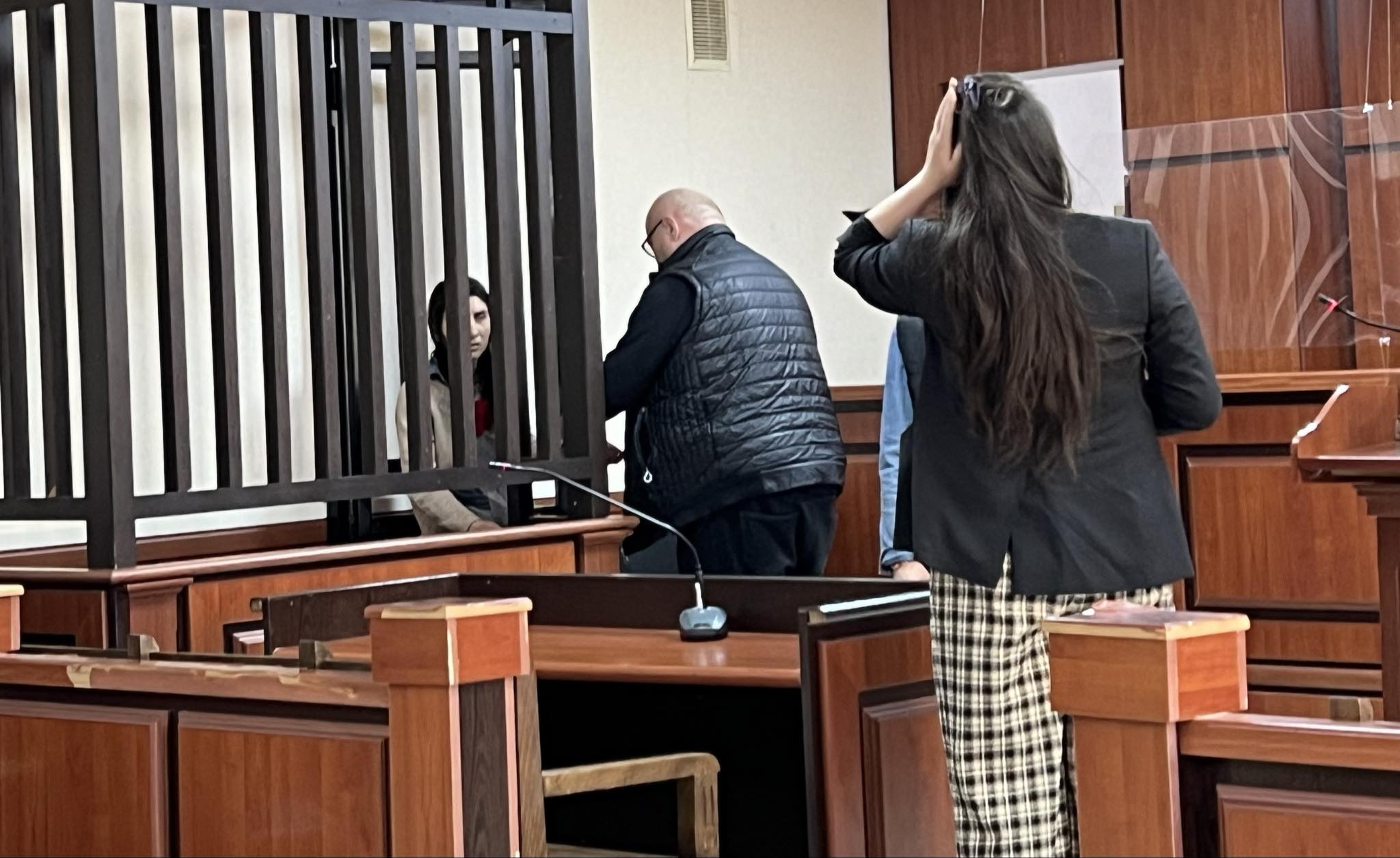 ქმრის მკვლელობის ბრალდებით დაკავებული ქალი პატიმრობიდან გათავისუფლდა