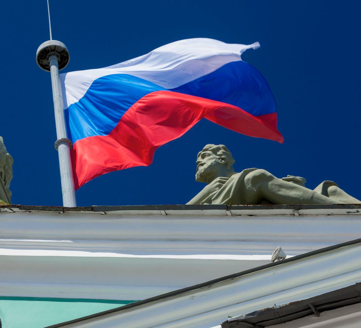 Russian Population Falls by 510,000 in 2020 and Not Just Because of Pandemic