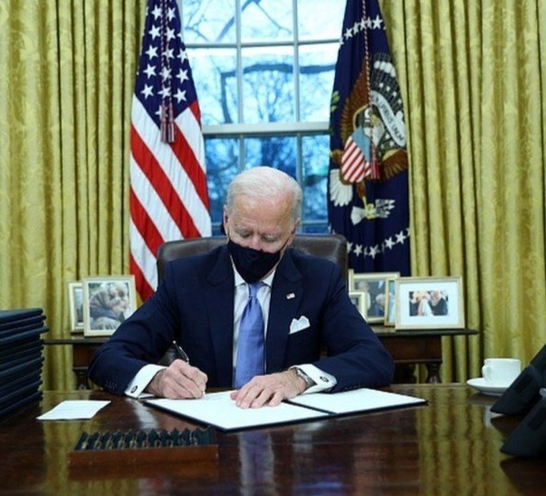 Biden says that, unlike Trump, he will strongly oppose Russia’s actions