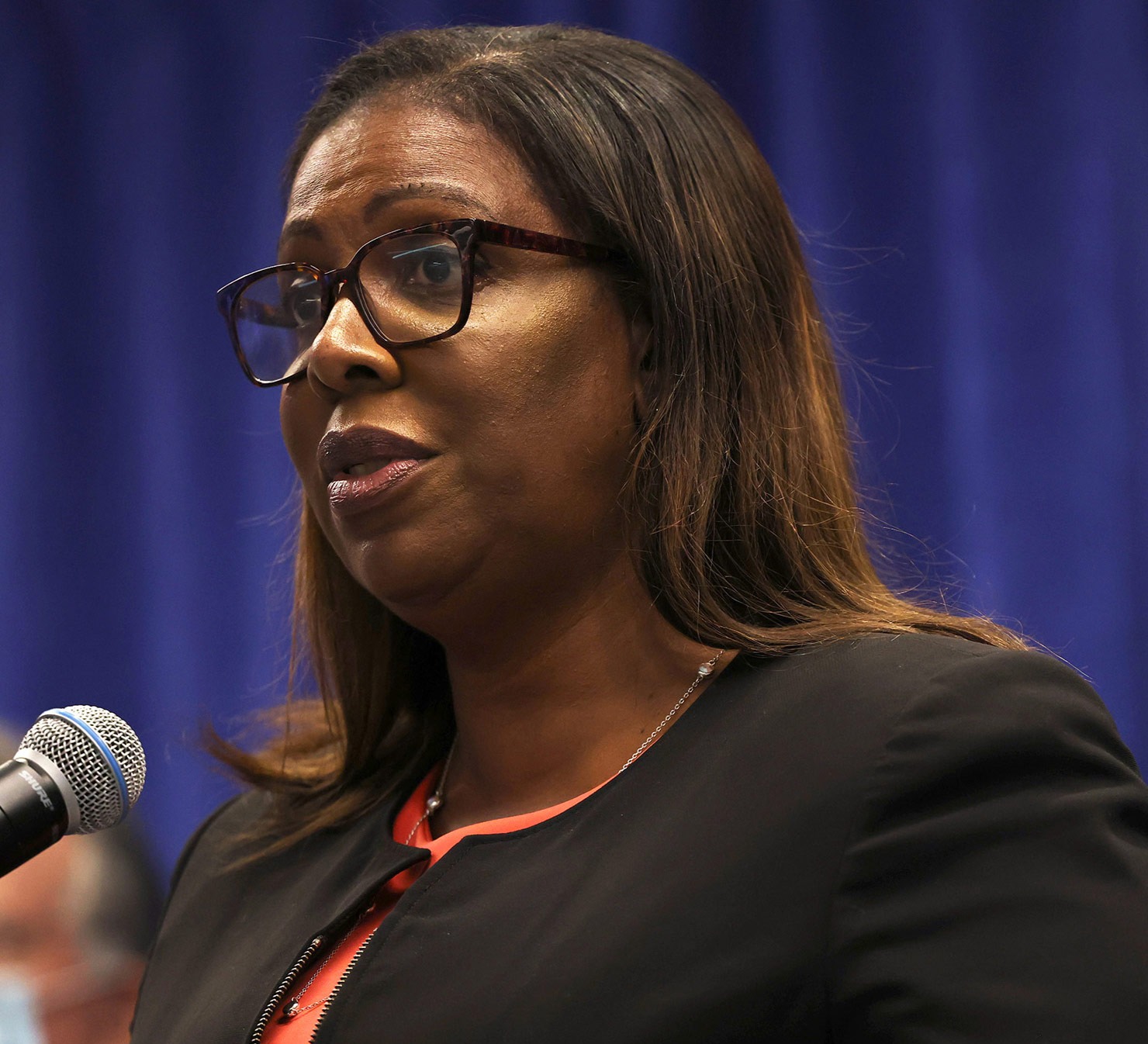 New York attorney general sues Amazon over “deficient” Covid-19 response