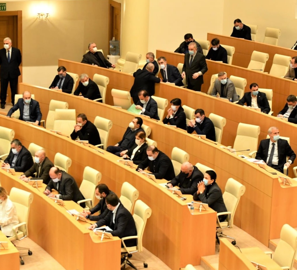The new government will be presented to the parliament today