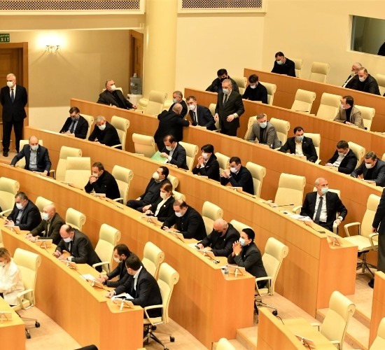 Today, the parliament will set up a temporary commission of inquiry