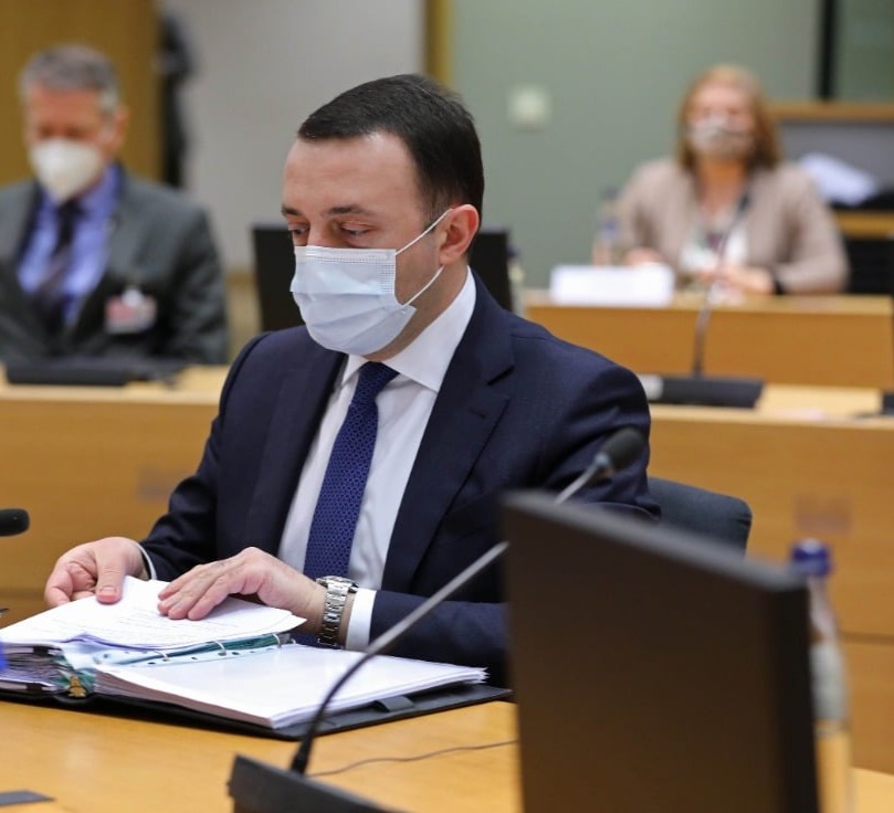 “დამისახელეთ, რომელიმე ქვეყანა, სადაც ოპოზიცია აქციას აანონსებს, ორი თვით ადრე, საკუთარი მხარდამჭერებიც აღარ დადიან მათ აქციებზე”