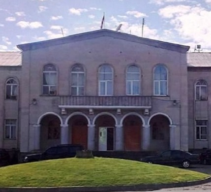 თერჯოლის მუნიციპალიტეტის საკრებულოს თავმჯდომარემ და მისმა მოადგილემ თანამდებობები დატოვეს