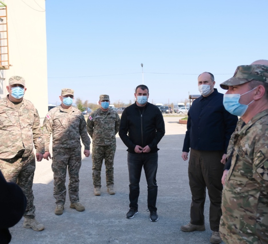 თავდაცვის მინისტრი კადეტთა სამხედრო ლიცეუმს ესტუმრა