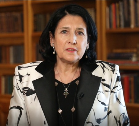 “გაკვირვებული ვარ მმართველი პარტიის განცხადებით, რომელიც ჩემი ნებართვის და თანხმობის გარეშე, ჩემს სახელს იყენებს”