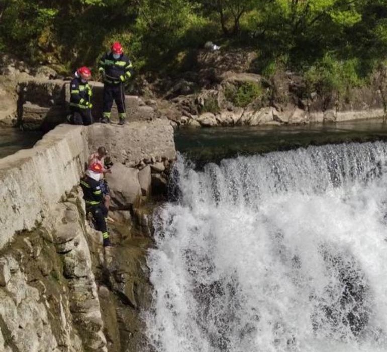 სოფელ ზოვრეთში მაშველებმა მოზარდი გადაარჩინეს