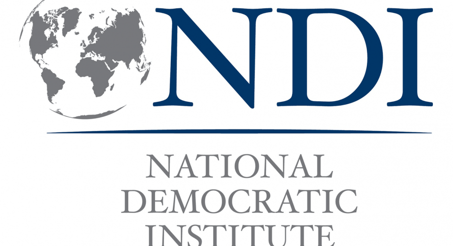 52% of respondents evaluate the activities of the government badly