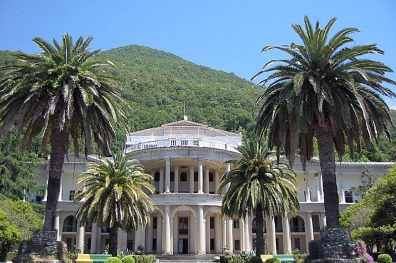 De facto Abkhazia “advises” Tbilisi to restore diplomatic ties with Russia rather than “speculating” on territorial issues