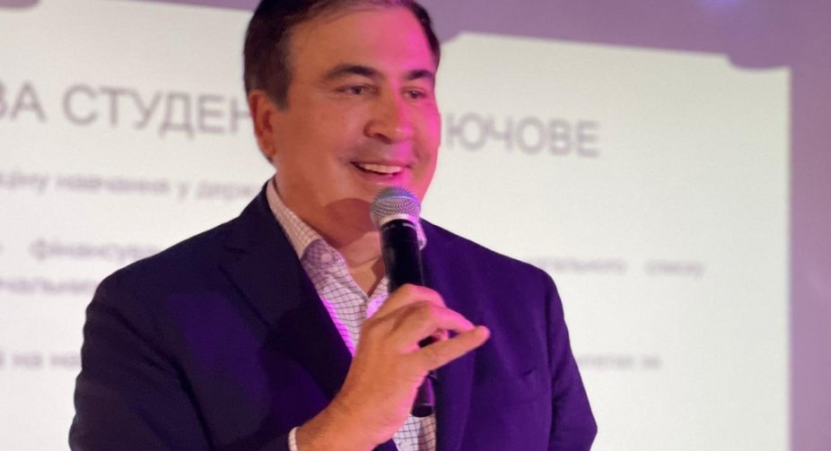 Mikheil Saakashvili – If it’s about beautiful eyes and lips, Kaladze has more beautiful lips and Alasania had even more beautiful