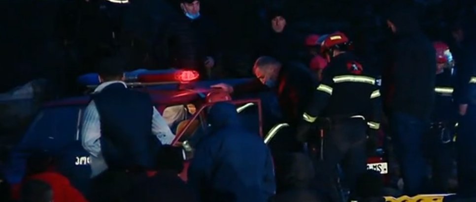 ტყიბულში, ჩამოშლილი მიწის მასიდან ერთი ადამიანი ამოიყვანეს