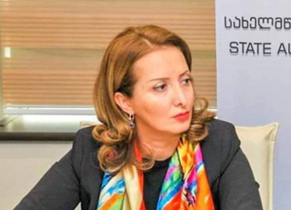 ნინო ჩარკვიანი – დეფიციტშია ისეთი მედიკამენტები, რომელიც სასიცოცხლოდ მნიშვნელოვანია და სახელმწიფომ მათი შემოტანაც კი ვერ უზრუნველყო!