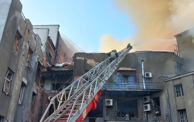 Frontnews image description