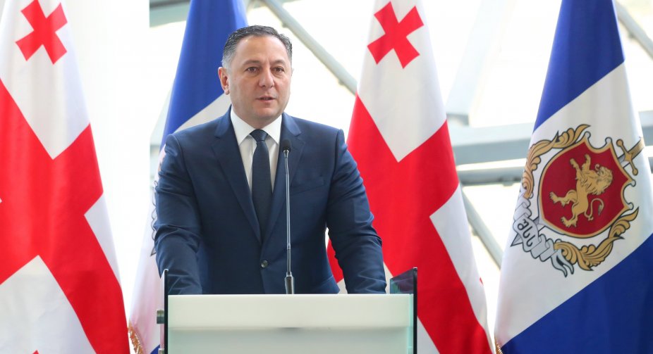 შს მინისტრმა იარაღის შენახვისა და გადატანის ახალი რეგულაციები დაამტკიცა