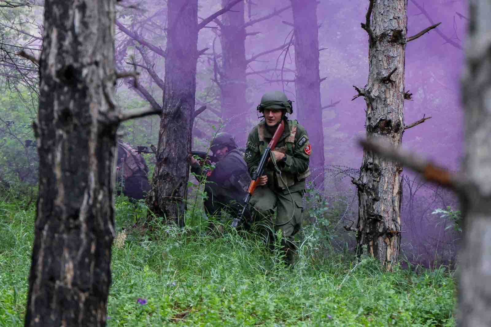 Frontnews image description