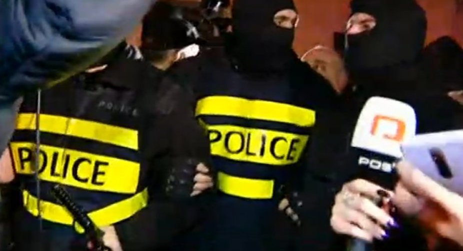 Frontnews image description