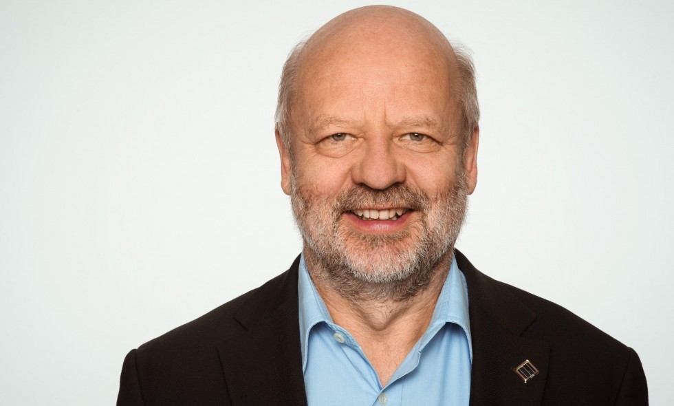 The old thinking that renewables are too expensive is history – Hans-Joseph Fell