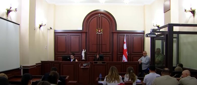 DRI საზოგადოებას სთავაზობს, აქციაზე დაკავებულ საბა მეფარიშვილს და ომარ ოკრიბელაშვილს თავდებში ჩაუდგნენ