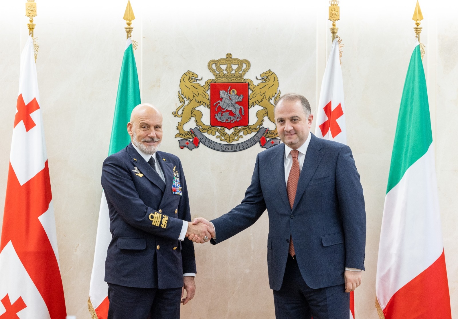 Commander of Italian defence forces discuss ties, cooperation in Tbilisi visit
