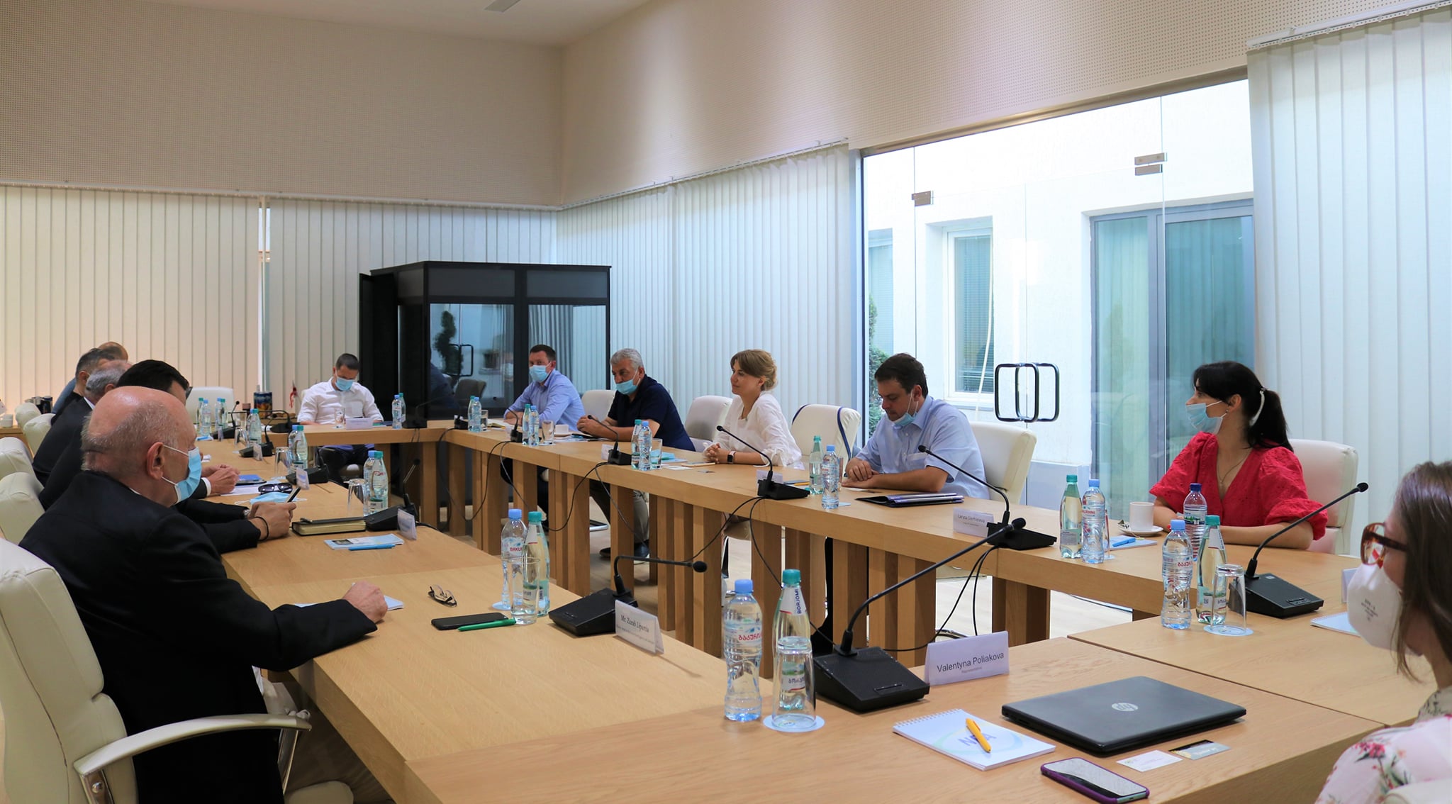 Frontnews image description